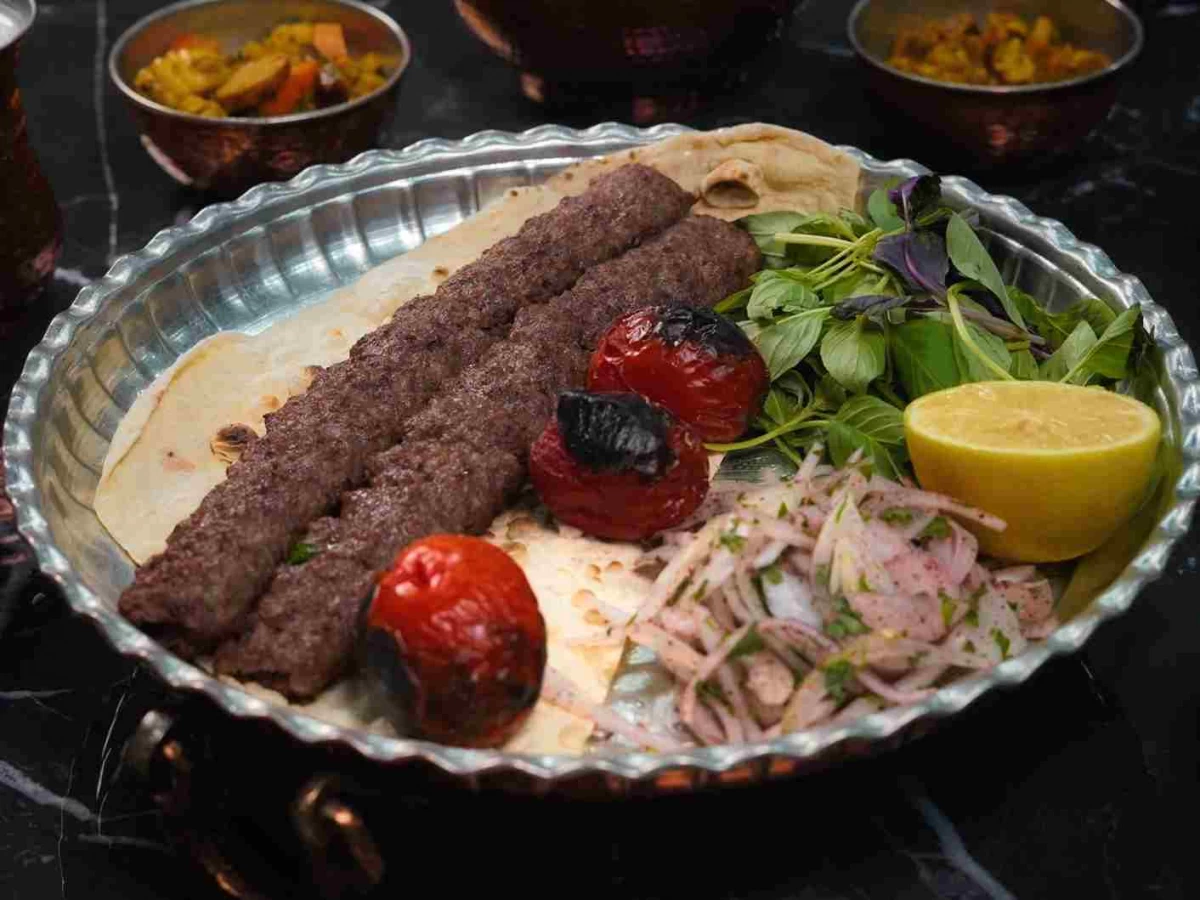 آموزش بناب کباب ساطوری؛ کبابی با طعمی متفاوت و لذیذ