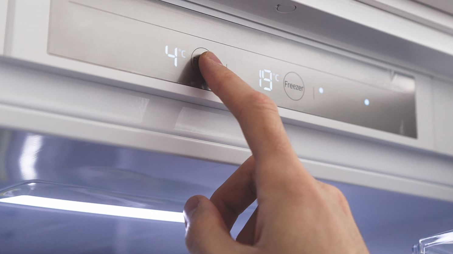 دمای یخچال و فریزر باید روی چند درجه باشد؟| روش تنظیم دمای یخچال فریزر در فصل زمستان و تابستان؛ محل نگهداری مواد غذایی در یخچال و فریزر