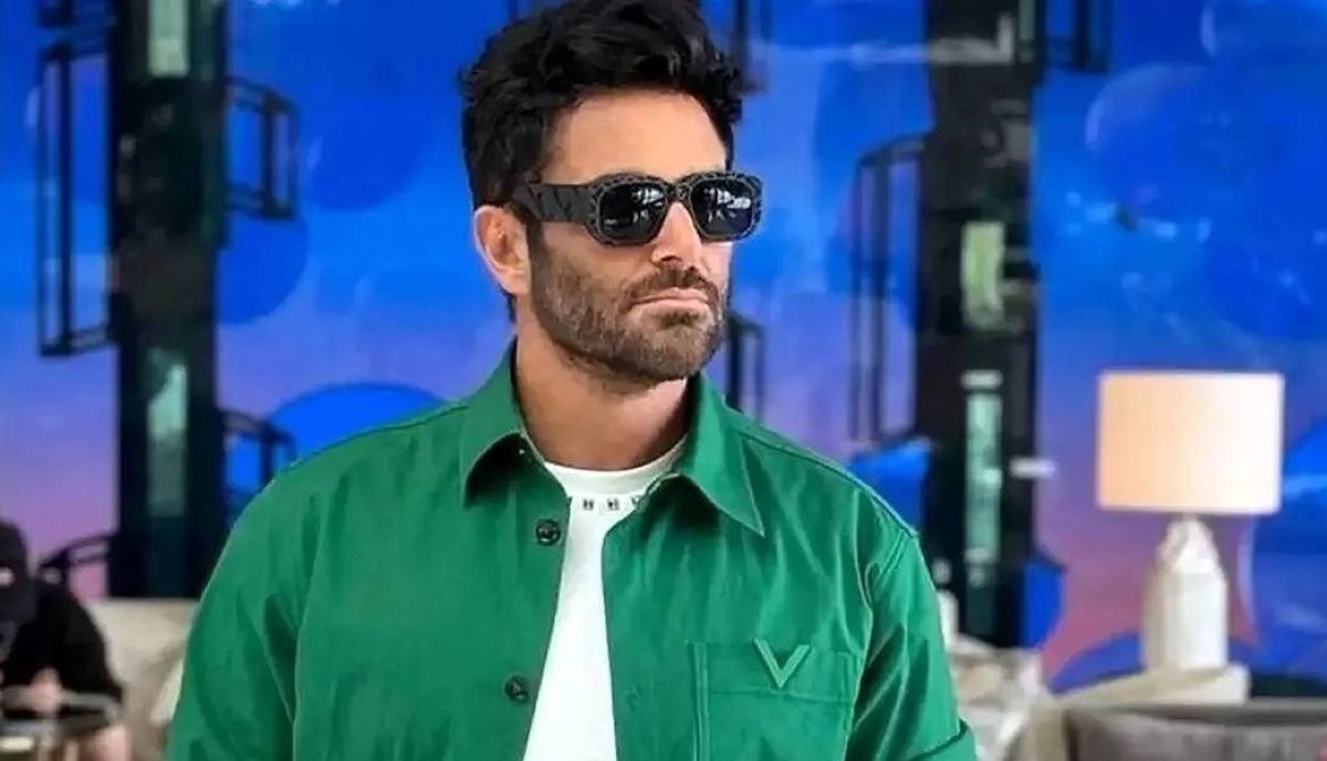 پیادهروی محمدرضا گلزار با تیپ پاییزی در خیابانهای آمریکا+تصاویر