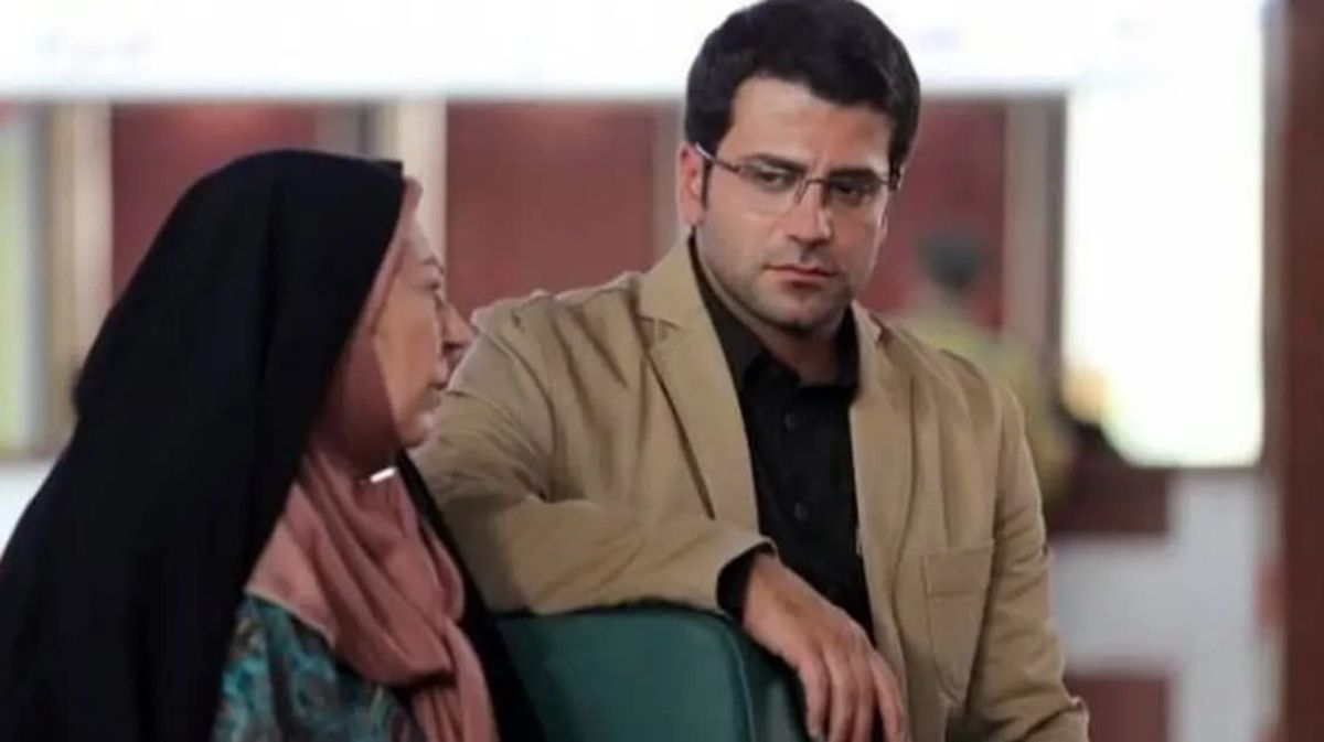 آوازخوانی روزبه حصاری بازیگر بچه مهندس به زبان گیلکی | عجب صدایی داره جواد جوادی+ ویدیو