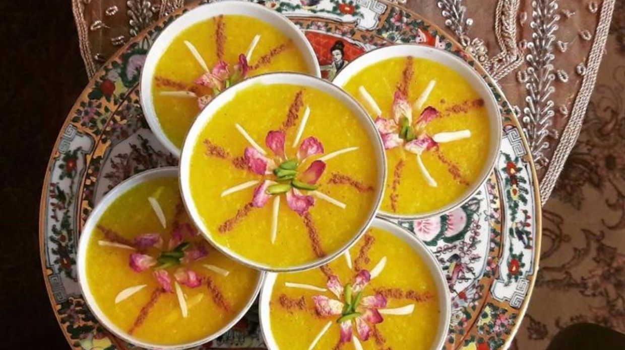 طرز تهیه شله زرد برای نذری؛ دلیل آب انداختن شله زرد